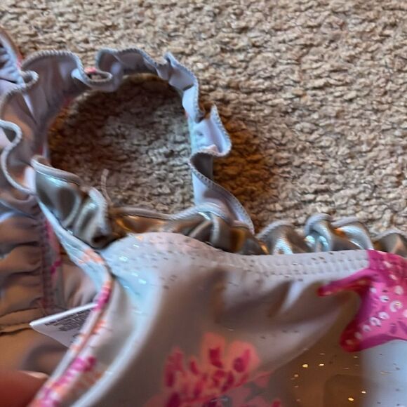 Girls' Ruffled Swimsuit with Sea Life Print - Picture 4 of 8